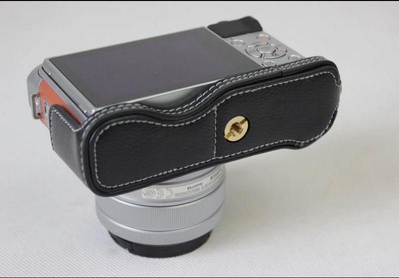Genuine Cowhide Leather Half Case Bag for Fujifilm X-A5 Digital Camera - Black