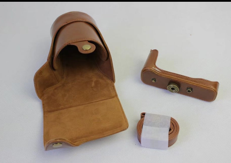 PU Leather Case Bag with Strap for Fujifilm X-E3 Camera - Brown