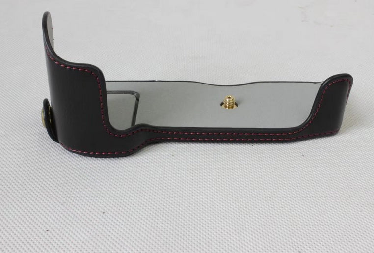 Half Camera PU Leather Protective Pouch for Nikon D7500 Digital SLR Camera - Black