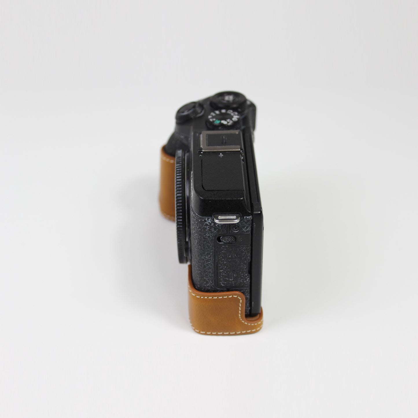 Genuine Leather Camera Protection Base Protection Semi-Case for Canon EOS M6 Mark II /EOS M6II - Brown