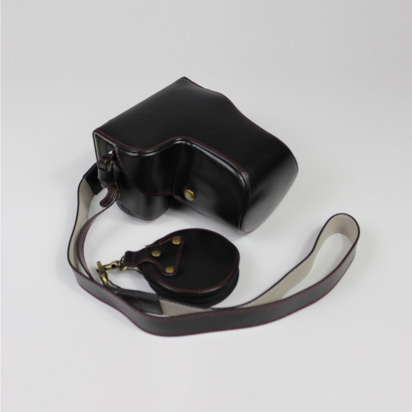 PU Leather Camera Case Bag with Shoulder Strap Lens Storage Cover for Sony Alpha A6600 - Black