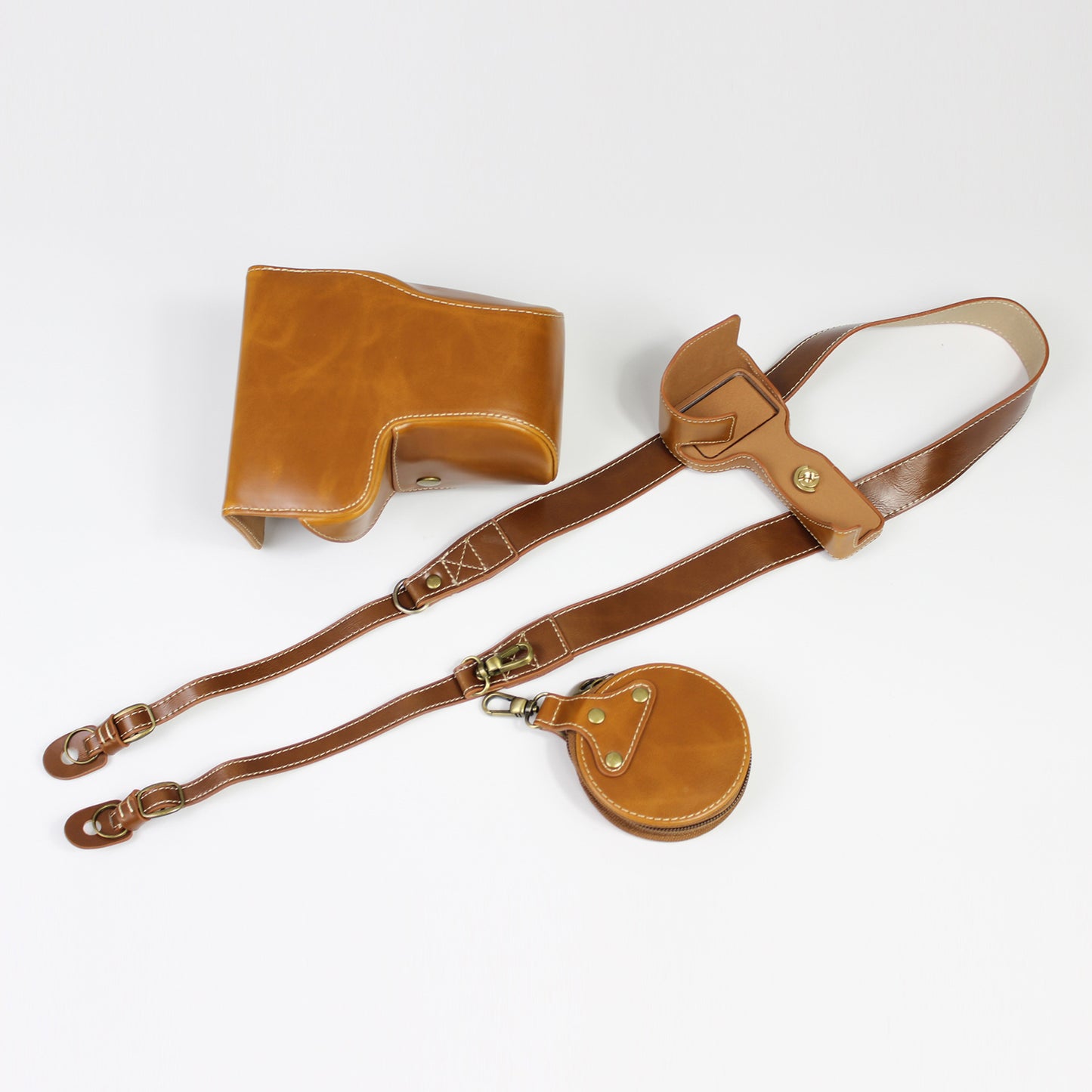 PU Leather Camera Case Bag with Shoulder Strap Lens Storage Cover for Sony Alpha A6600 - Brown