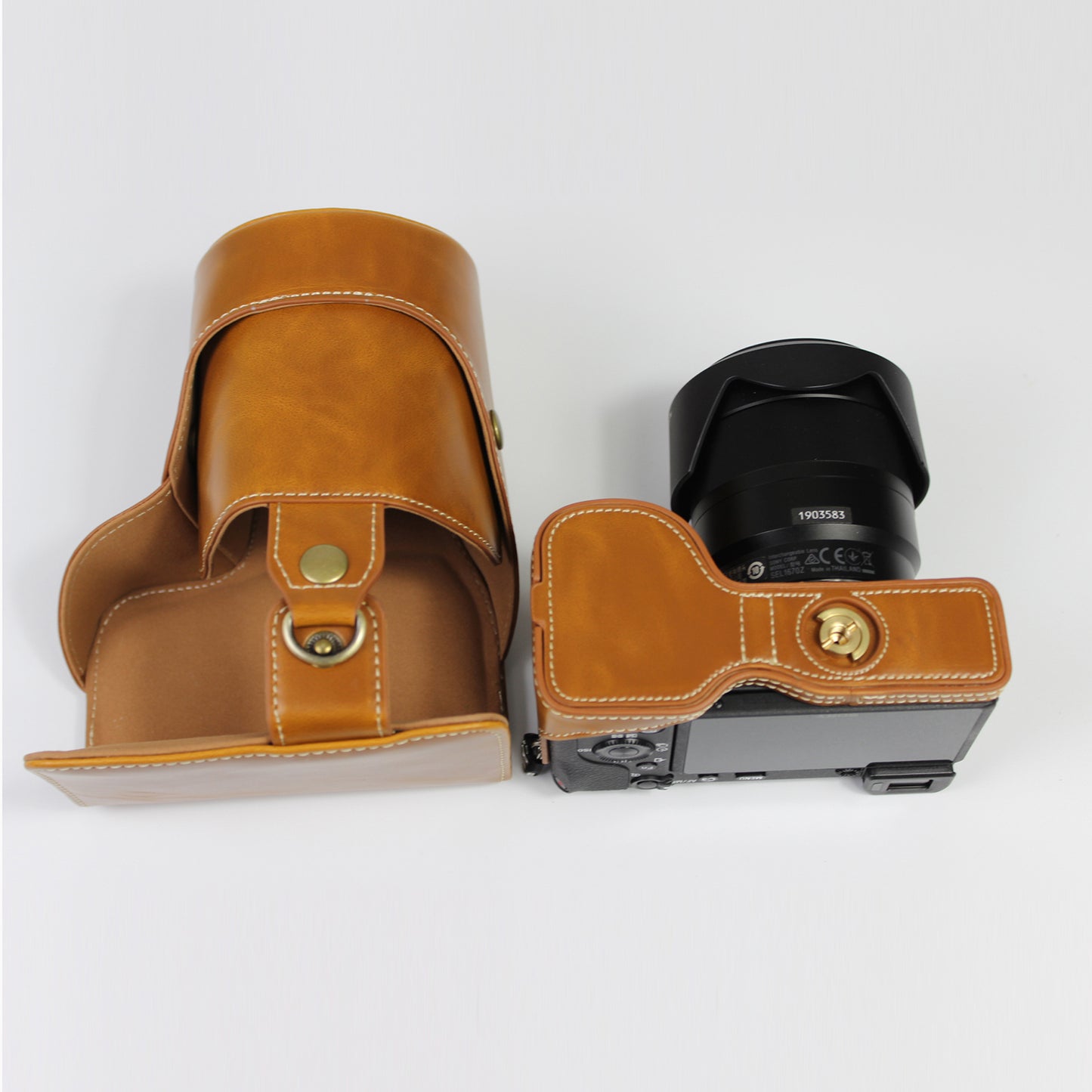 PU Leather Camera Case Bag with Shoulder Strap Lens Storage Cover for Sony Alpha A6600 - Brown