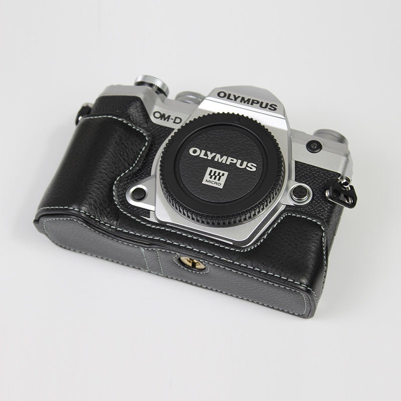 Genuine Leather Half Bottom Camera Protective Case Bag for for Olympus E-M5 Mark III - Black