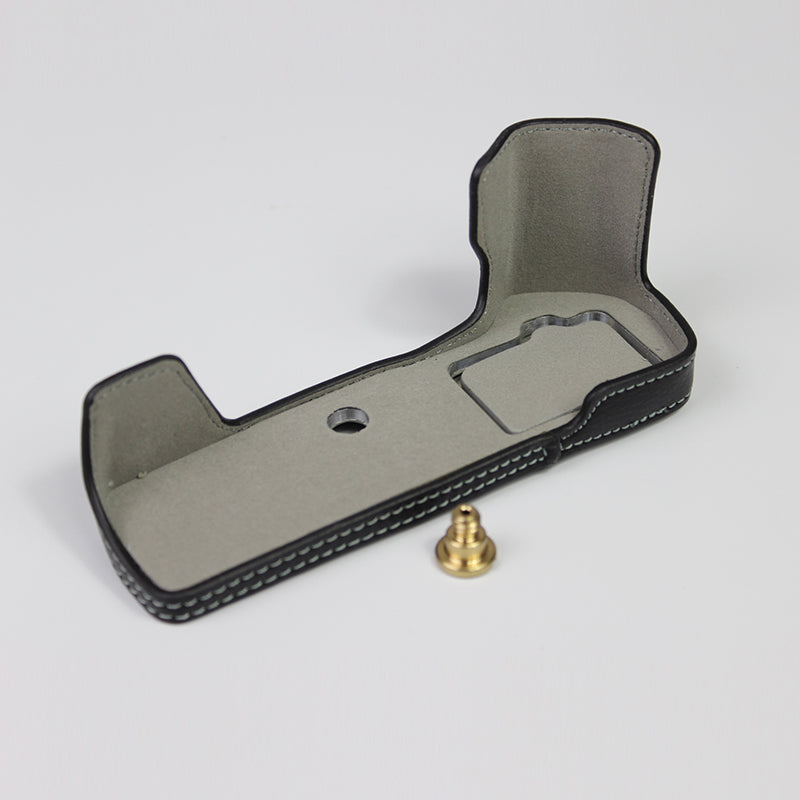 Genuine Leather Half Bottom Camera Protective Case Bag for for Olympus E-M5 Mark III - Black