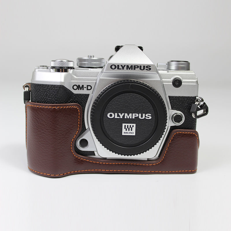 Genuine Leather Half Bottom Camera Protective Case Bag for for Olympus E-M5 Mark III - Brown