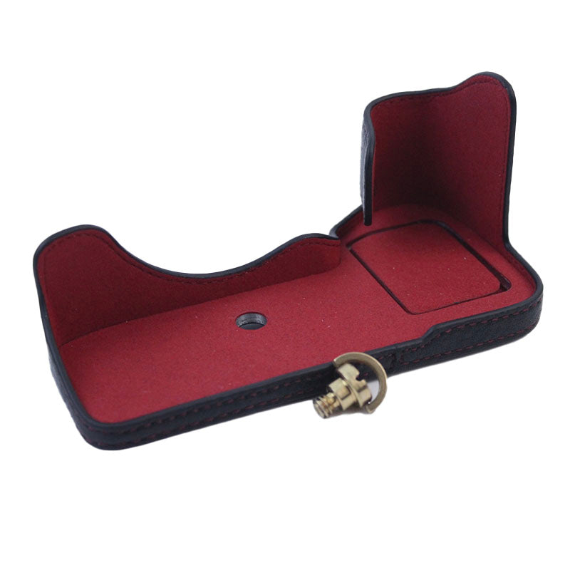 Uniqkart for Sony A7M4 / A1 / A7S III / A7S3 / A7R5 Shockproof Camera Cover Genuine Leather Camera Bottom Case Protective Sleeve - Black