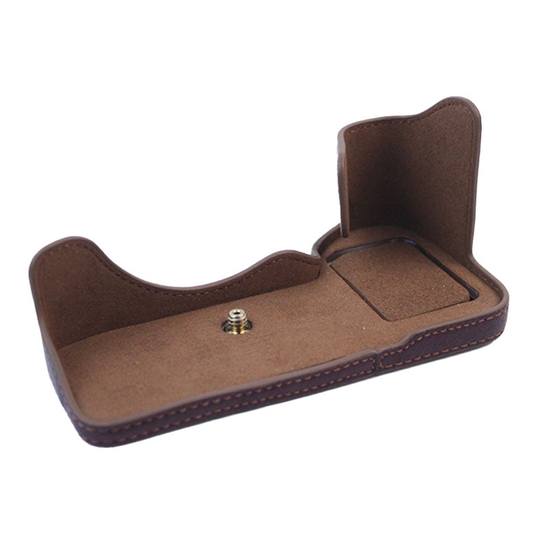 Uniqkart for Sony A7M4 / A1 / A7S III / A7S3 / A7R5 Shockproof Camera Cover Genuine Leather Camera Bottom Case Protective Sleeve - Wine Red