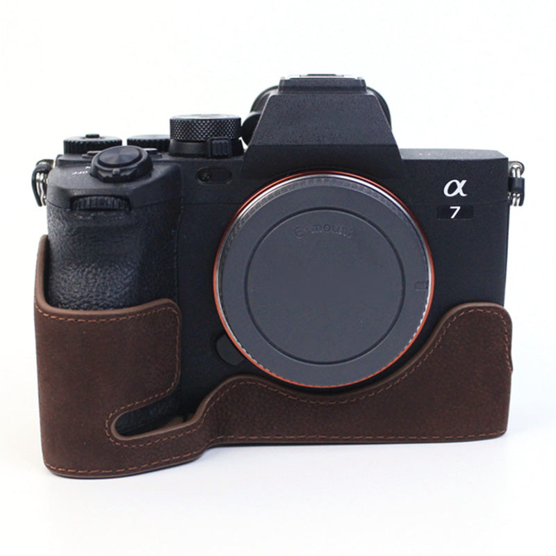 Uniqkart for Sony A7M4 / A1 / A7S III / A7S3 / A7R5 Shockproof Camera Cover Genuine Leather Camera Bottom Case Protective Sleeve - Coffee