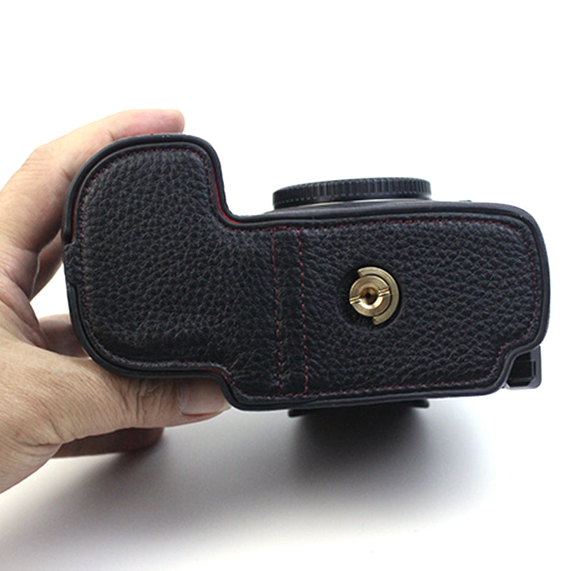 Uniqkart for Panasonic LUMIX GH6/DC-GH6GK Genuine Leather Camera Bottom Case Protective Half Body Cover with Battery Opening Design - Black