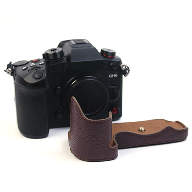 Uniqkart for Panasonic LUMIX GH6/DC-GH6GK Genuine Leather Camera Bottom Case Protective Half Body Cover with Battery Opening Design - Coffee