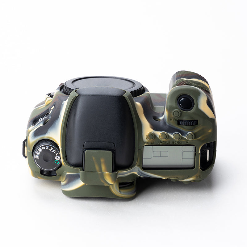 Uniqkart for Canon EOS 7D DSLR Camera Anti-drop Silicone Case Soft Protective Cover - Camouflage