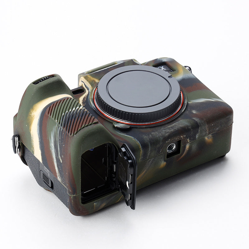 Uniqkart for Sony A7IV/A74/A7M4 Silicone Camera Sleeve Case Anti-slip Anti-dust SLR Camera Body Protective Cover - Camouflage