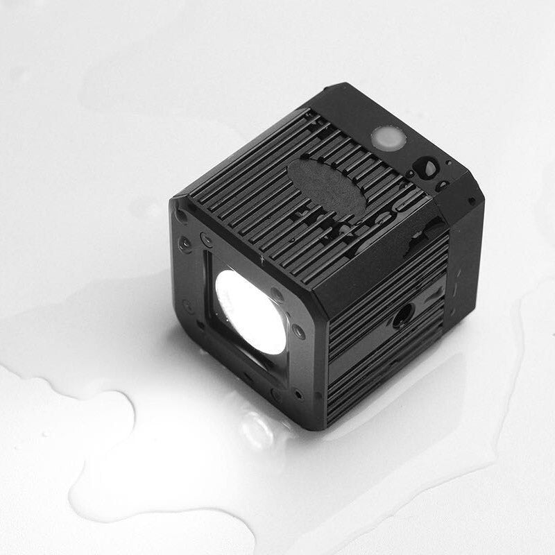 Waterproof Mini COB Video Light with 1/4" 20 Tripod Mount 3200-5600K 8W - Black