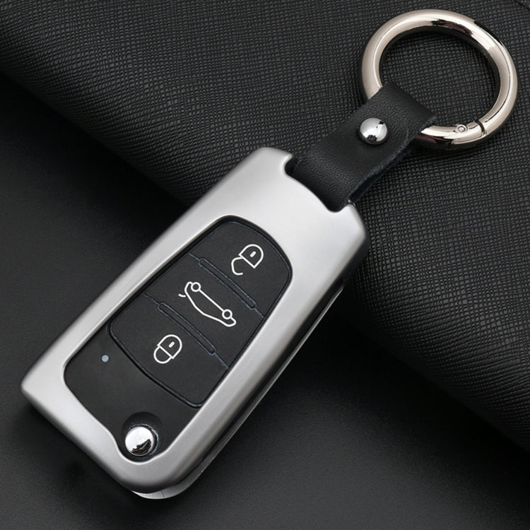 C Style Car Buckle Key Shell Zinc Alloy Car Key Shell Case Key Ring for Haval, Random Color Delivery