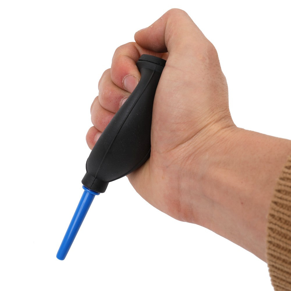 Basics Cleaning Kit for DSLR Cameras and Sensitive Electronics Accessories Cleaning Kit Lens / Sensor / LCD Screen Clean