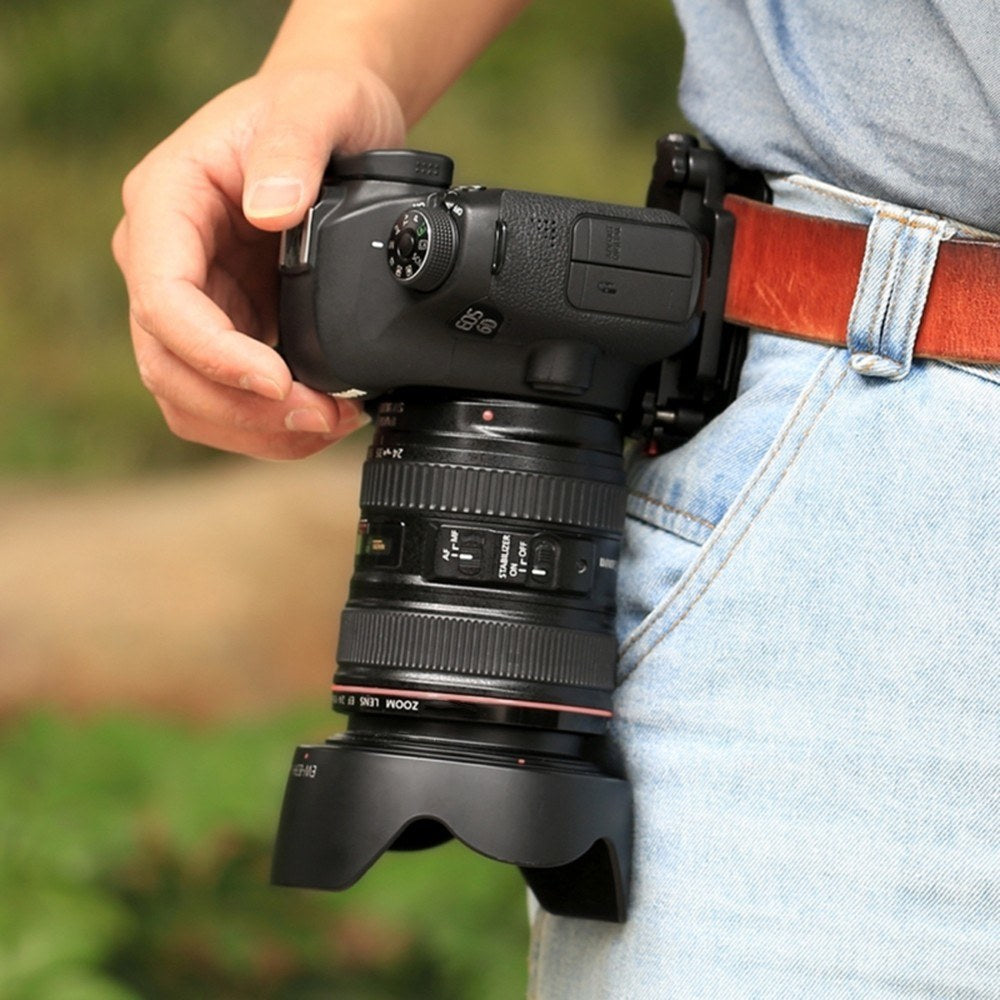 Puluz Camera Clip Camera Belt Holster Mount Waist Clips Holder for Digital Camera DV DSLR Cameras