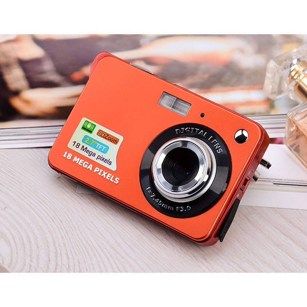 Digital Camera Mini Pocket Camera 18MP 2.7 Inch LCD Screen 8x Zoom Smile Capture Anti-Shake with Battery - Red