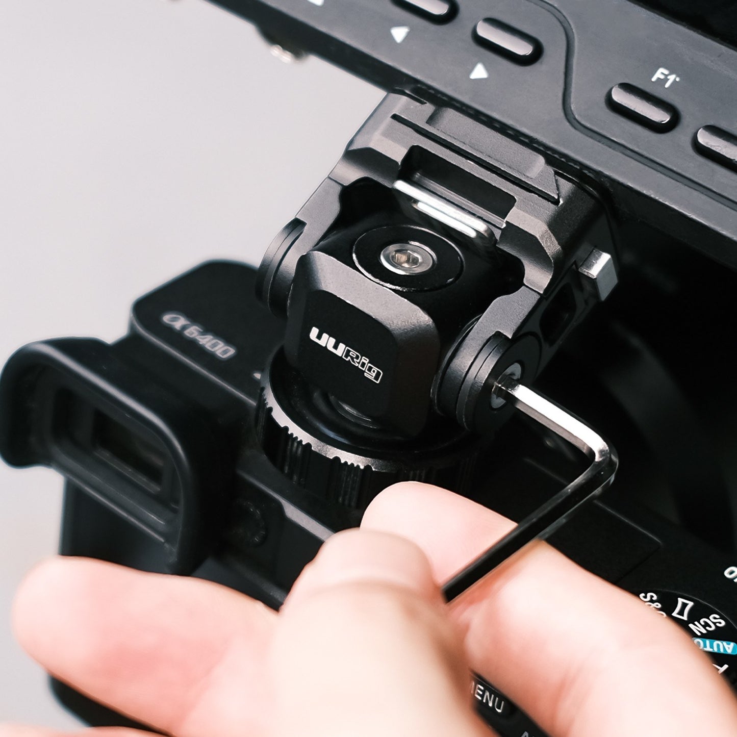 UURig Multi-functional Cold Shoe Mount Bracket with Quick Release Plate for DSLR SLR Camera