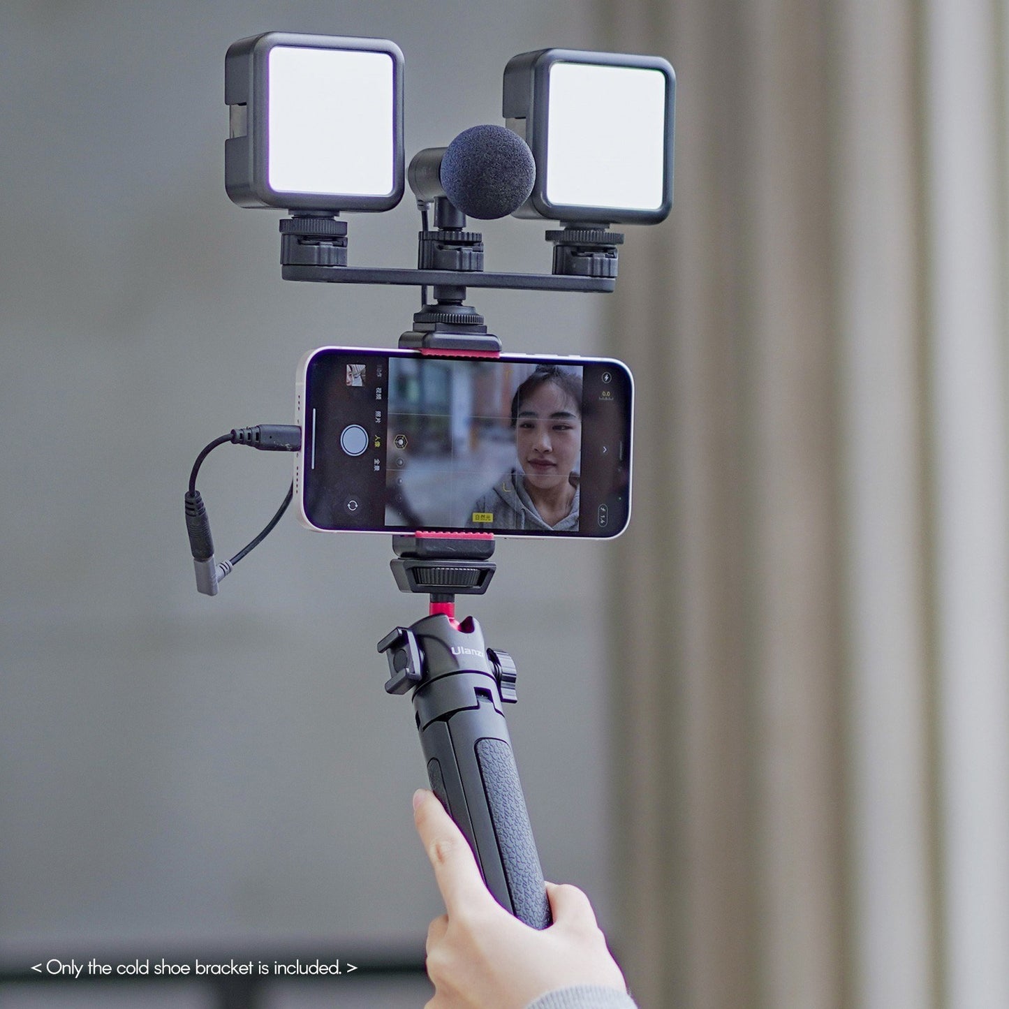 Uniqkart PT-23 Cold Shoe Bracket Extension Bar with 3 Cold Shoe Mounts 180 Degree Rotatable Vlog Accessories Kits