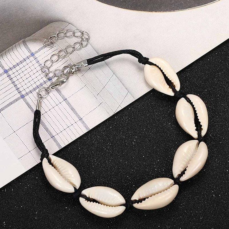 Cowrie Shell Adjustable Fashionable Chain Bracelet for Women (White)