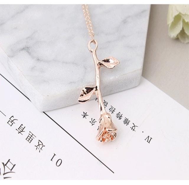 Rose Pendant Necklace Cute Flower Plant Clavicular Chain Jewelry Necklace (Rose Gold)