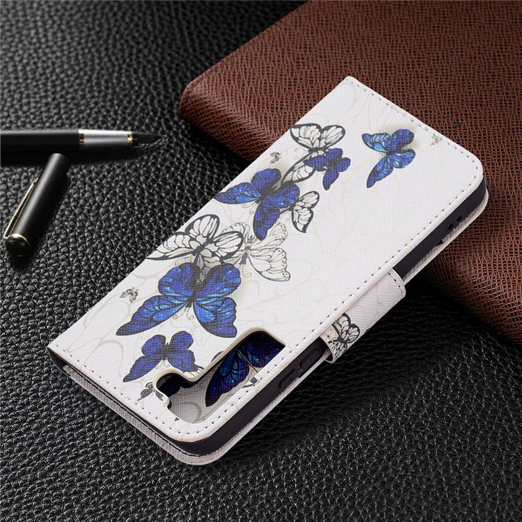 Pattern Printing PU Leather Flip Case Stand Magnetic Closure Protective Wallet Phone Cover for Samsung Galaxy S22 5G - Butterflies