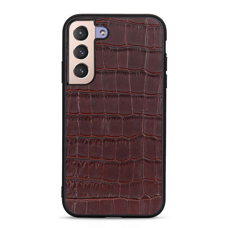 Crocodile Texture Genuine Leather Coating Phone Case PC + TPU Protective Cover for Samsung Galaxy S22 5G - Brown