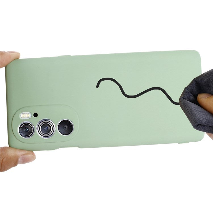 For Motorola Edge 30 Pro (Motorola Edge+ (2022)) Anti-fall Liquid Silicone Phone Case Soft Microfiber Lining Cushion Anti-Scratch Protective Cover - Green