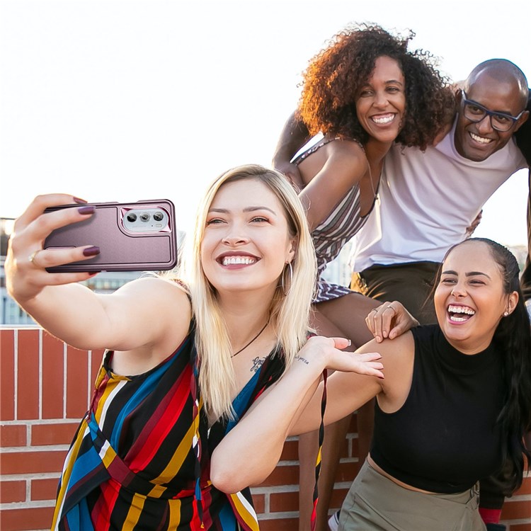 For Motorola Edge 30 Pro (Motorola Edge+ (2022)) Defender Series Hard PC + Soft TPU Kickstand Case Anti-drop Phone Cover - Purplish Red/Pink