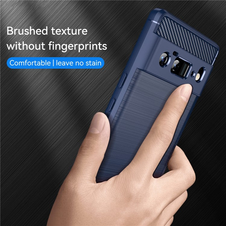 1.8mm Carbon Fiber Texture TPU Case Brushed Surface Anti-Scratch Anti-Fall Phone Protective Cover for Google Pixel 6 Pro - Blue