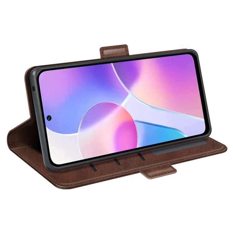 For Honor X40i 5G Shockproof Double Magnetic Clasp Phone Cover Anti-drop Textured PU Leather TPU Case with Wallet Stand - Brown