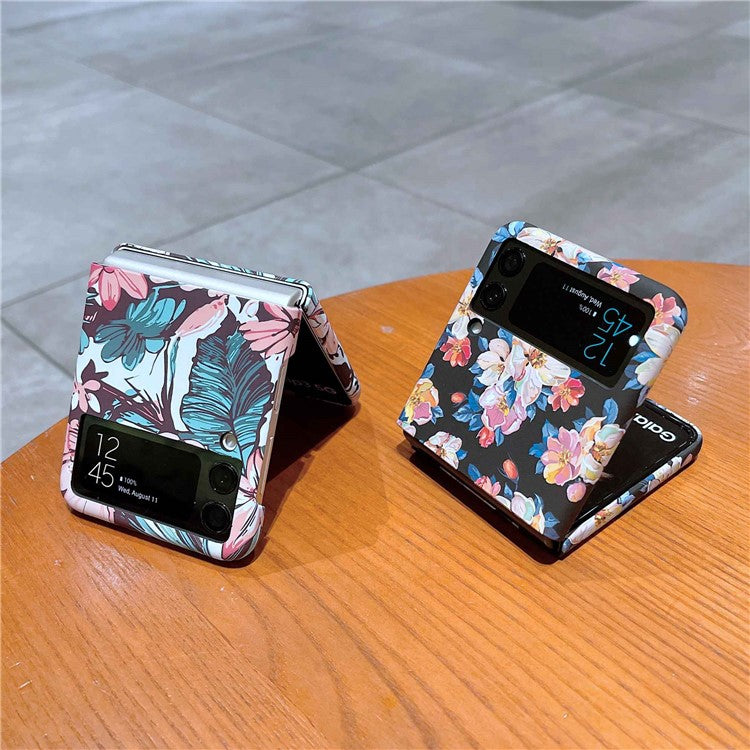 For Samsung Galaxy Z Flip4 5G Hard PC Floral Pattern Embossment Matte Anti-fingerprint Luminous Cell Phone Case - Ink Flower