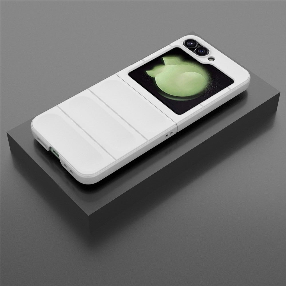 For Samsung Galaxy Z Flip7 FE 5G / Z Flip6 5G Case Rugged Back Hard PC Phone Cover - White
