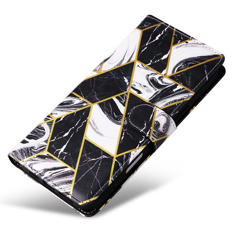 For iPhone 16 Pro Case Lacquered Leather Phone Shell Marble Pattern Design - Black