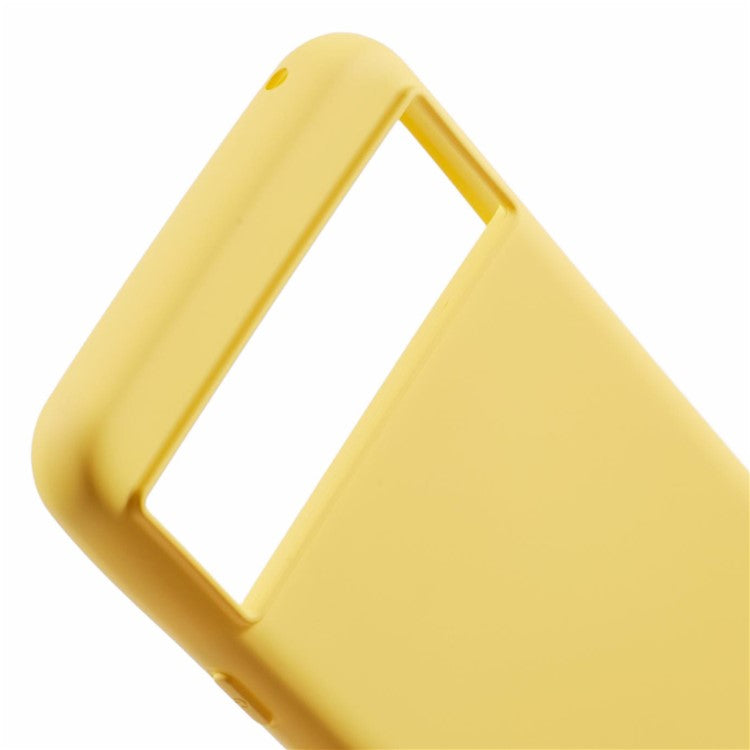 For Google Pixel 8 Case 2.0mm TPU Phone Cover Arc Edge - Yellow