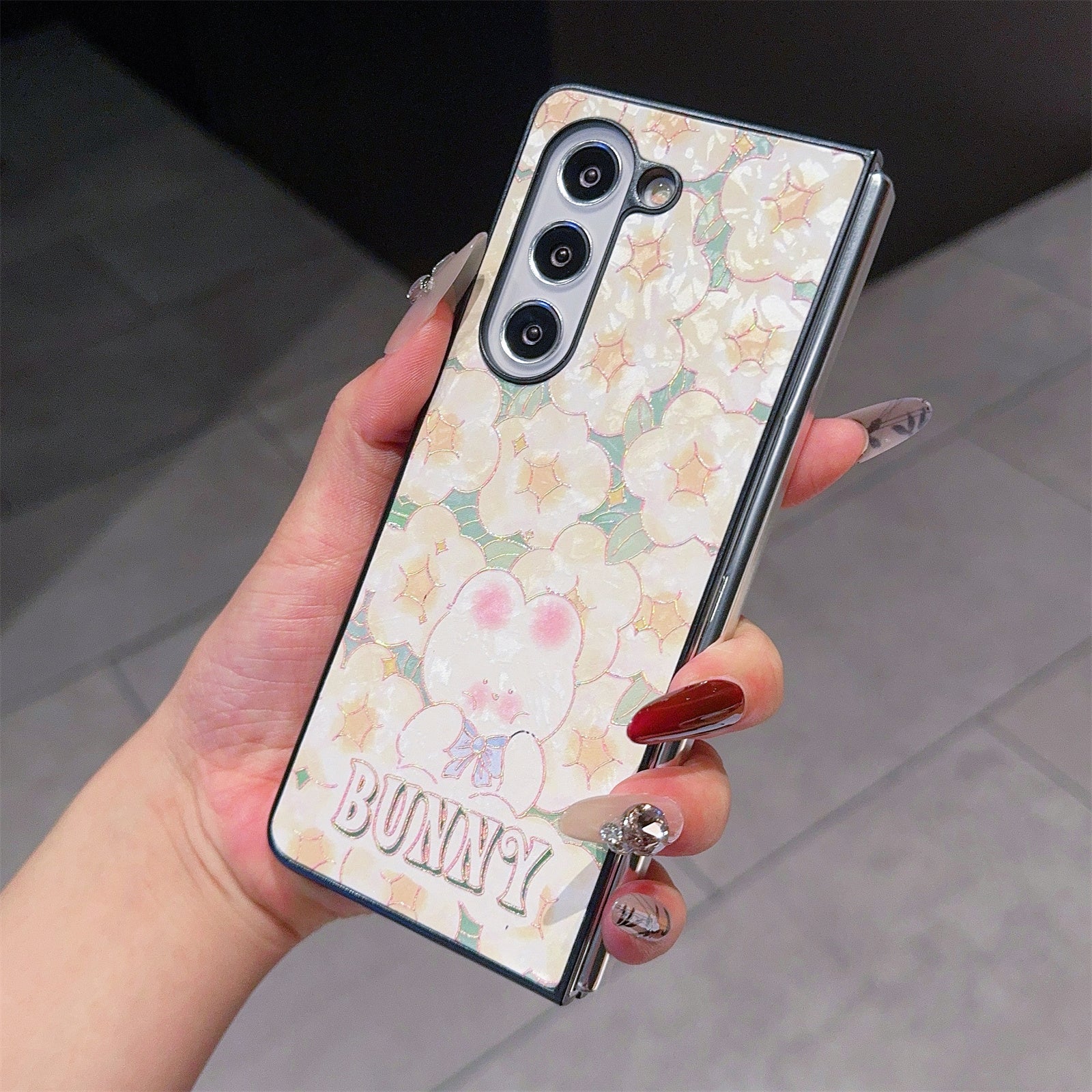 For Samsung Galaxy Z Fold6 5G Case Lacquered Pattern PU Leather PC Phone Cover - Rabbit
