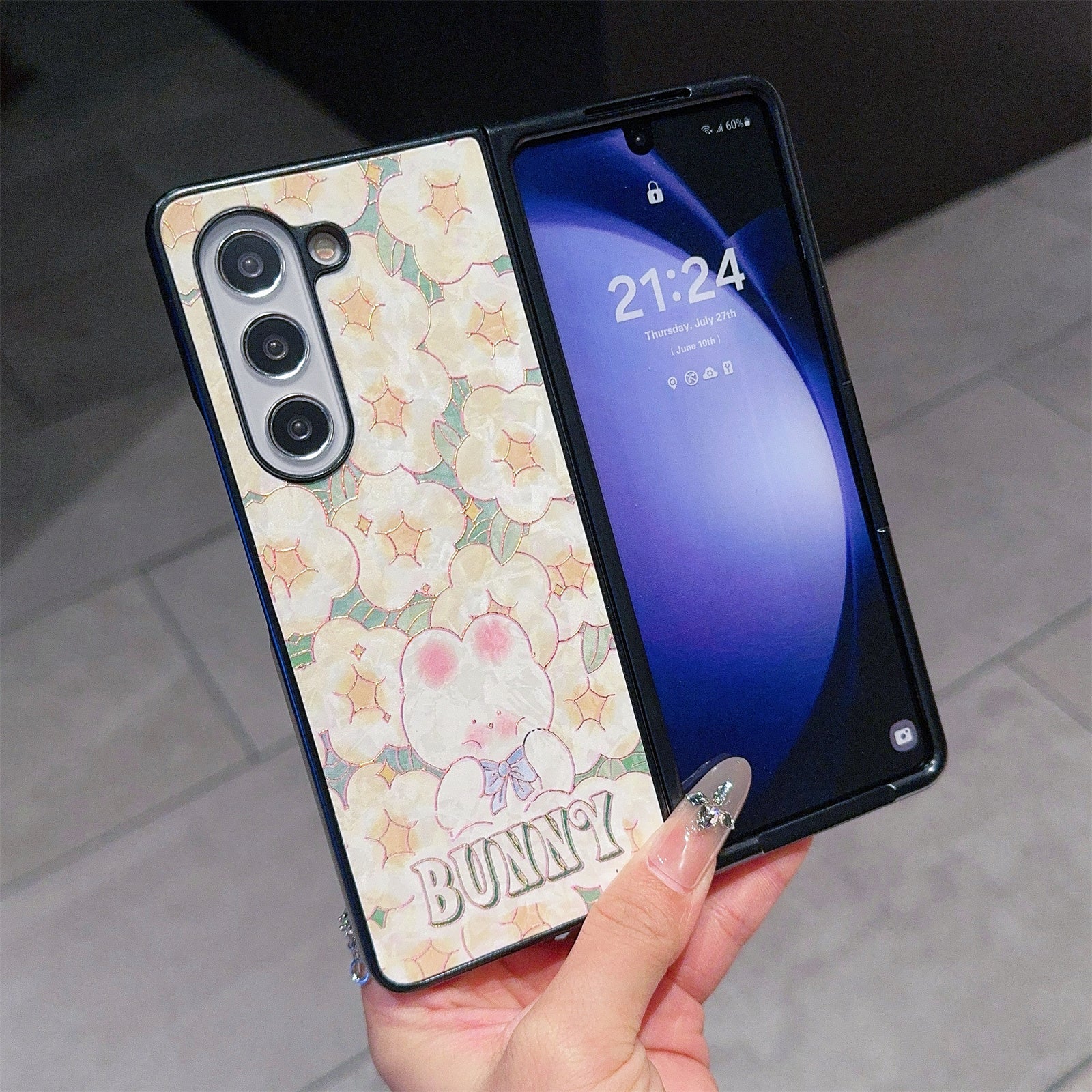 For Samsung Galaxy Z Fold6 5G Case Lacquered Pattern PU Leather PC Phone Cover - Rabbit