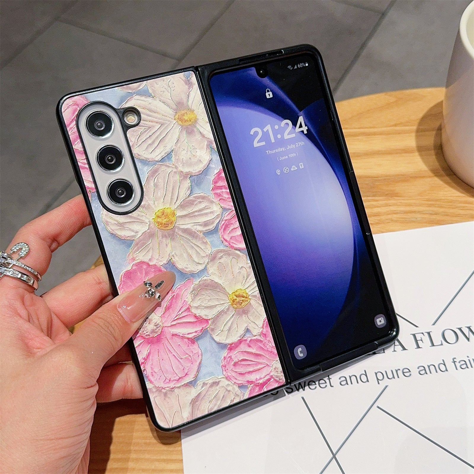 For Samsung Galaxy Z Fold6 5G Case Lacquered Pattern PU Leather PC Phone Cover - Pink White Flowers