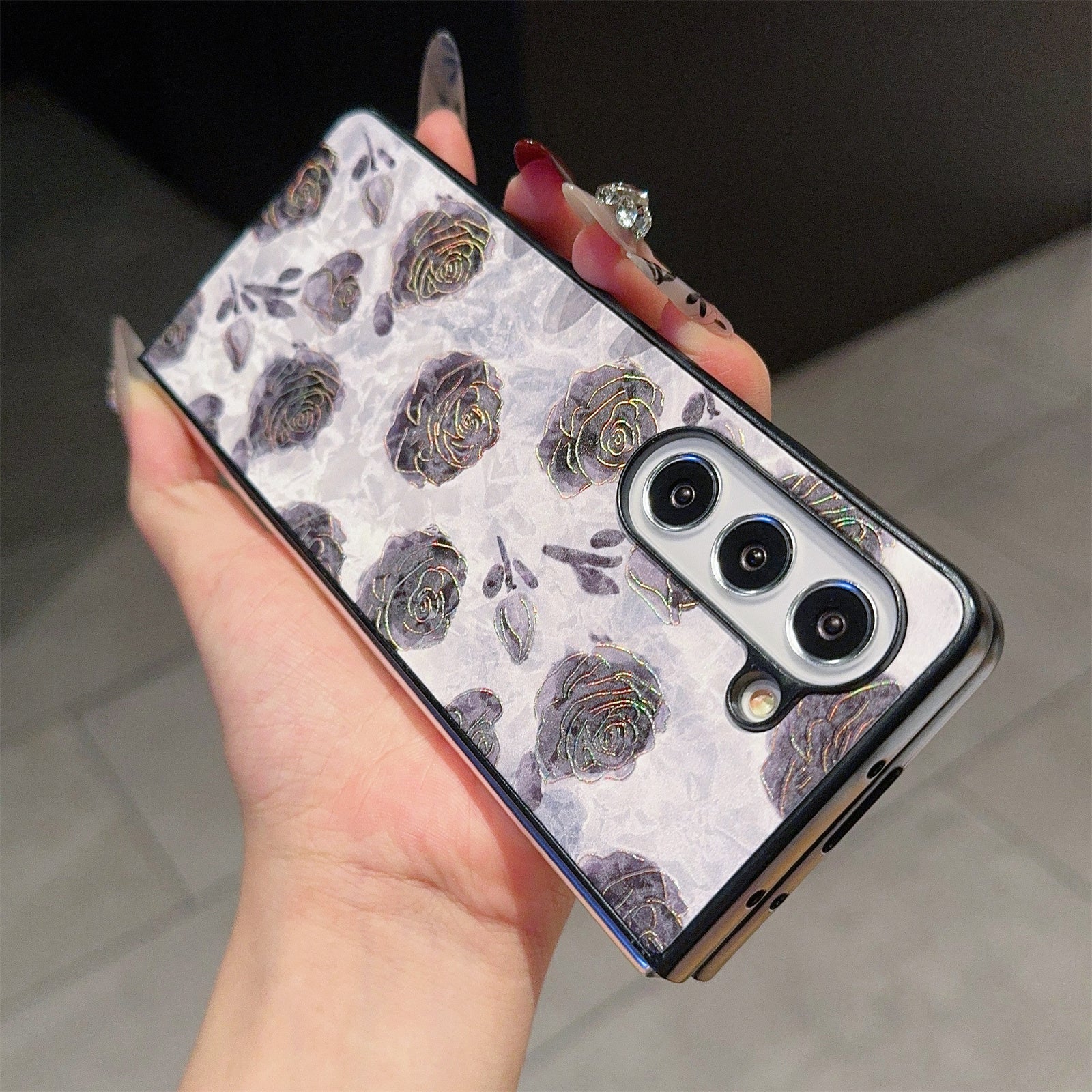 For Samsung Galaxy Z Fold6 5G Case Lacquered Pattern PU Leather PC Phone Cover - Retro Black Flowers