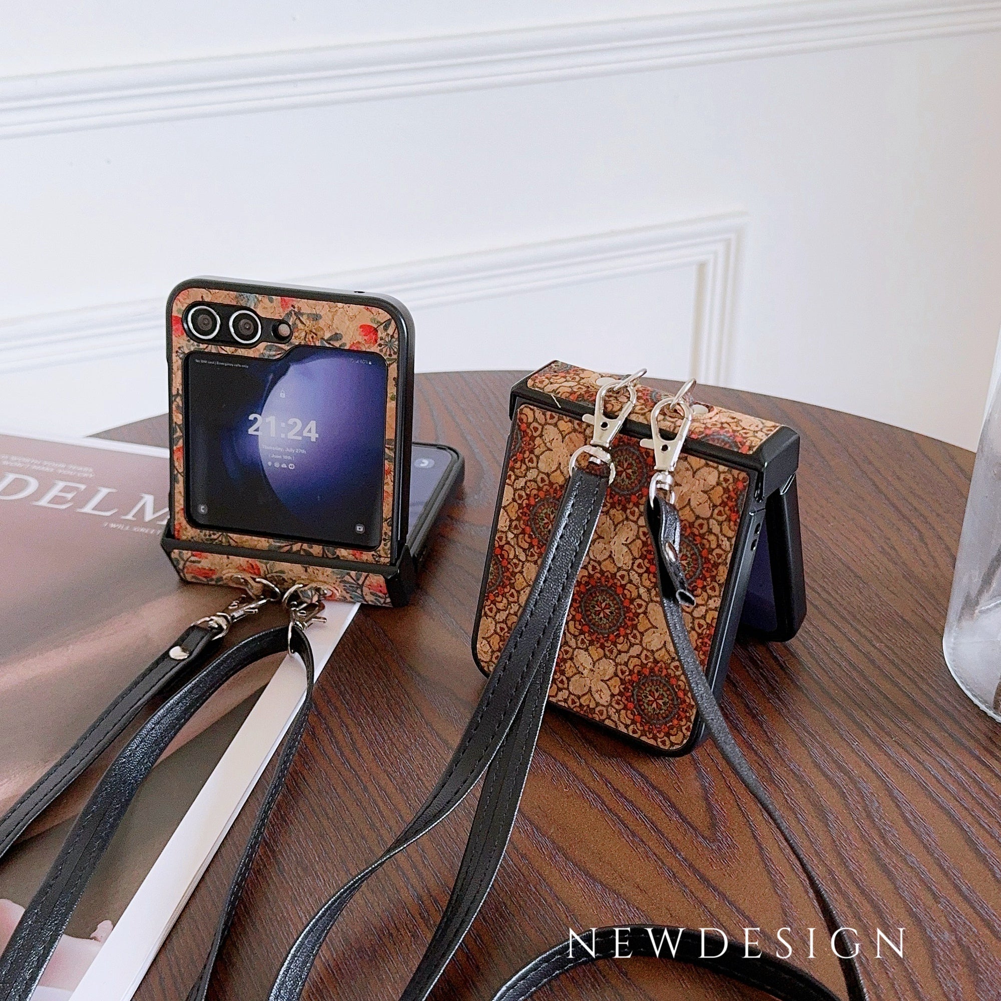 For Samsung Galaxy Z Flip6 5G Floral Pattern PU Leather Coated PC Phone Cover with Crossbody Strap - Small Flower