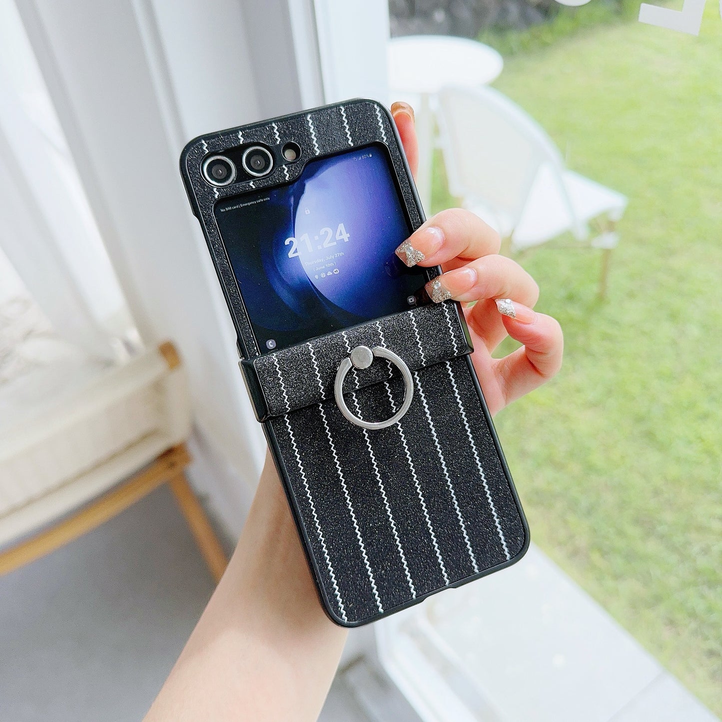 For Samsung Galaxy Z Flip6 5G Wavy Stripes PU Leather Coated PC Phone Cover with Ring Kickstand - Black