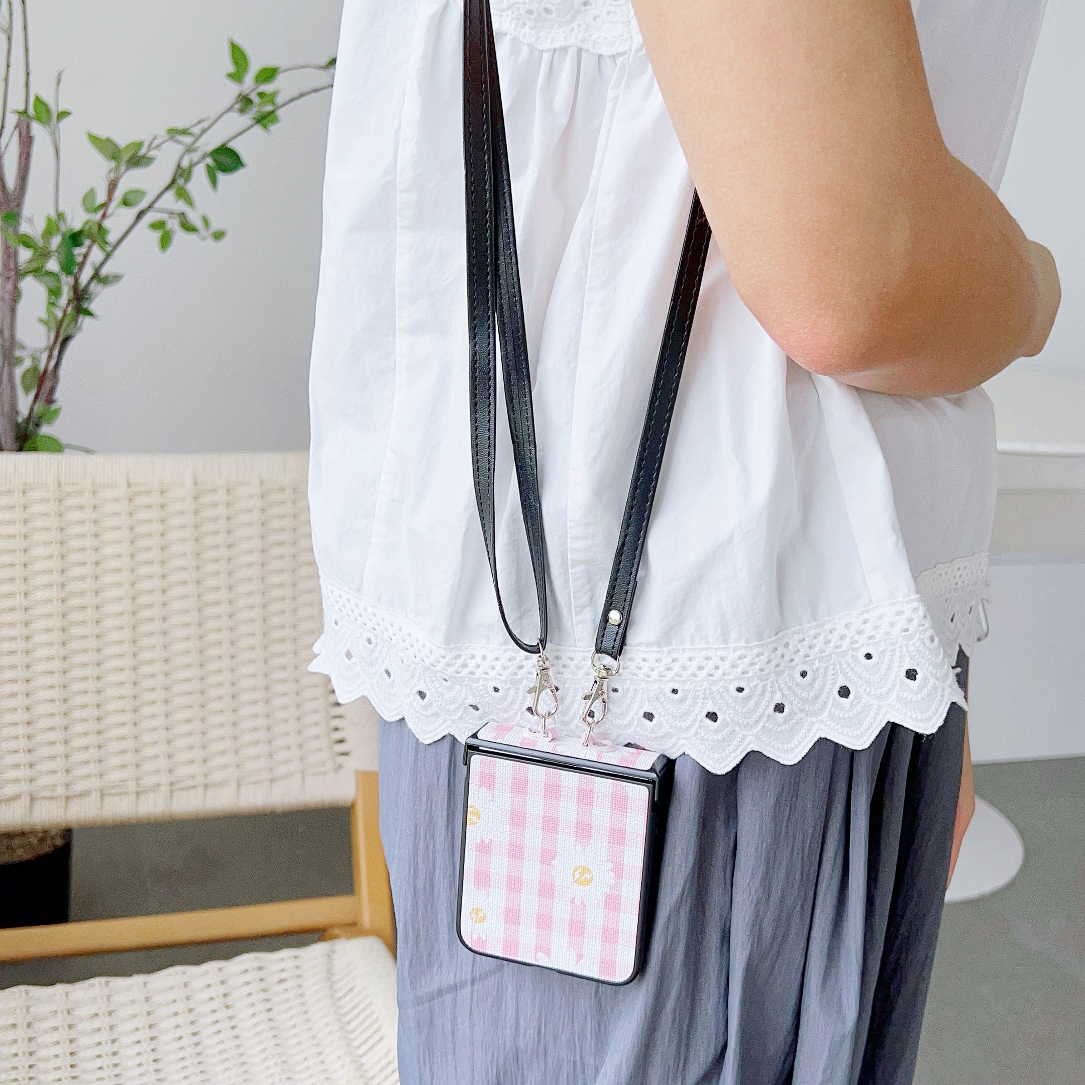 For Samsung Galaxy Z Flip6 5G Flower and Grids Pattern PU Leather Coated PC Phone Cover with Crossbody Strap - Pink+White