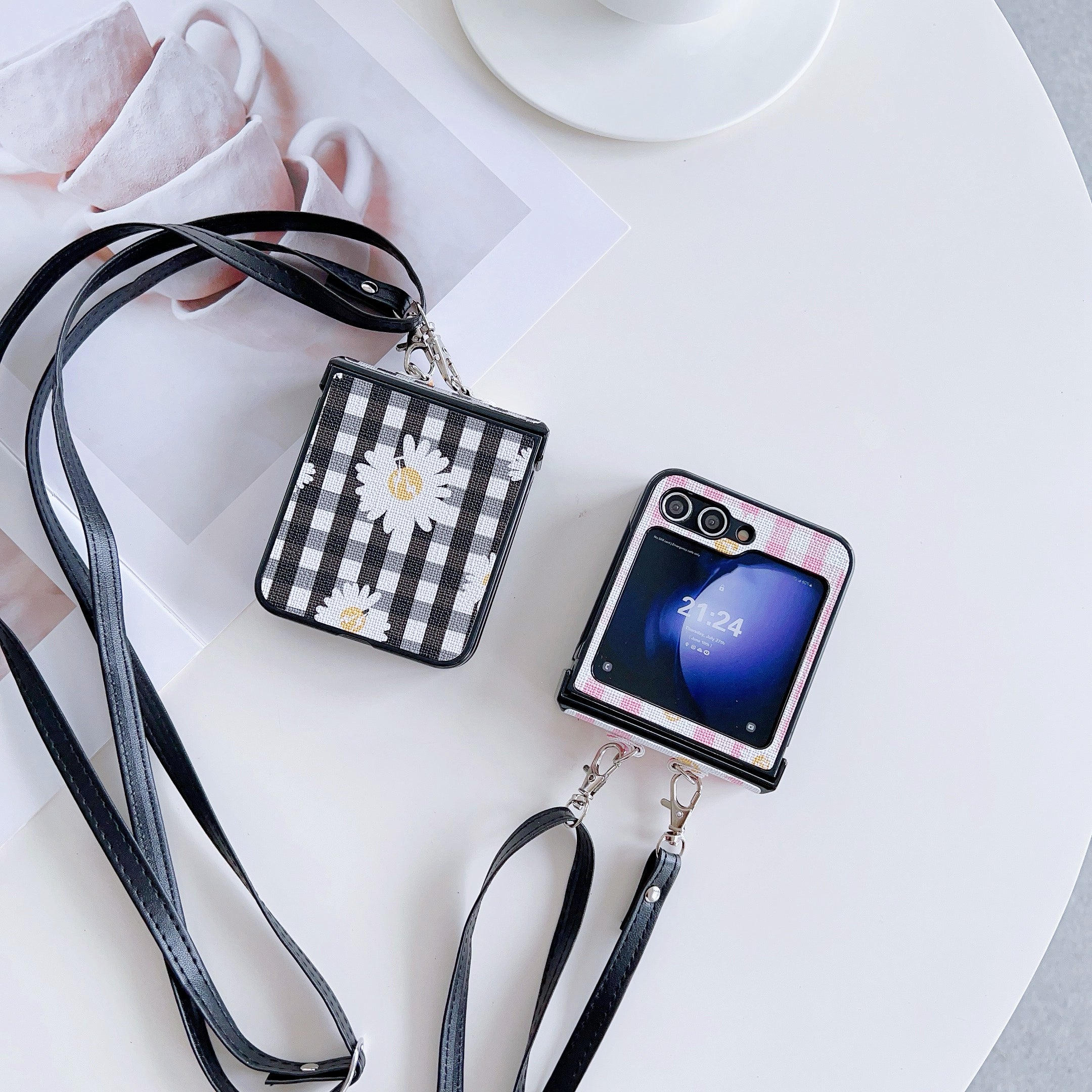 For Samsung Galaxy Z Flip6 5G Flower and Grids Pattern PU Leather Coated PC Phone Cover with Crossbody Strap - Black+White