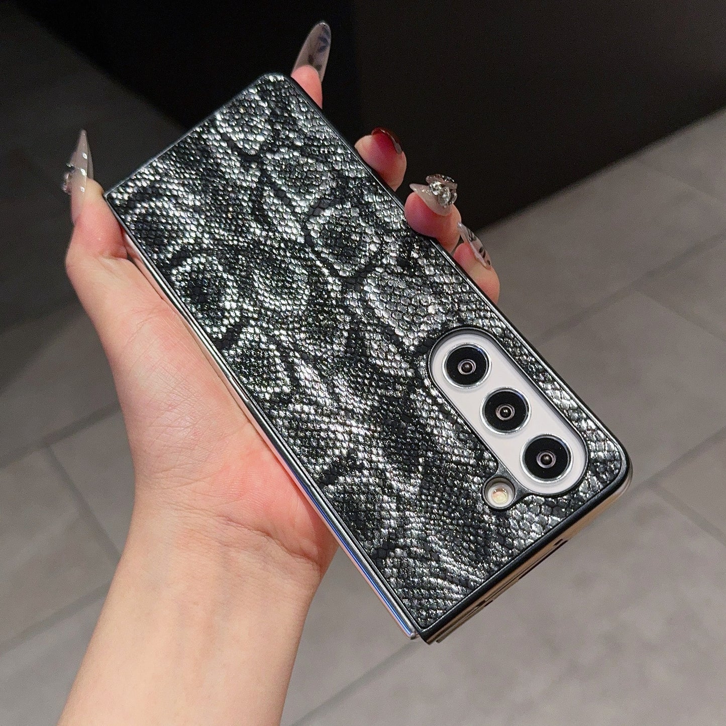 For Samsung Galaxy Z Fold6 5G Case Snake Texture PU Leather Coated PC Phone Cover - Black