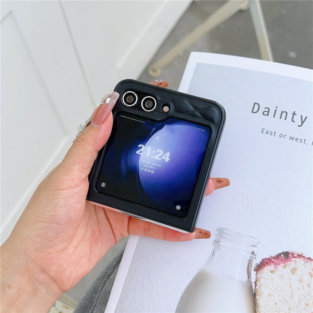 For Samsung Galaxy Z Flip7 FE 5G / Z Flip6 5G Case Rhombus Pattern PU Leather Coated PC Two-Piece Phone Cover - Black