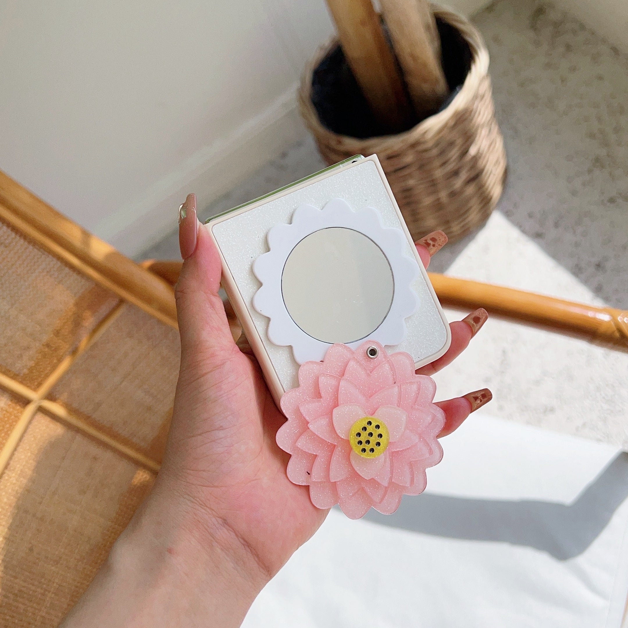 For Samsung Galaxy Z Flip6 5G Case Leather Coated PC 3D Flower Phone Cover Two-Piece Design - Pink Flower