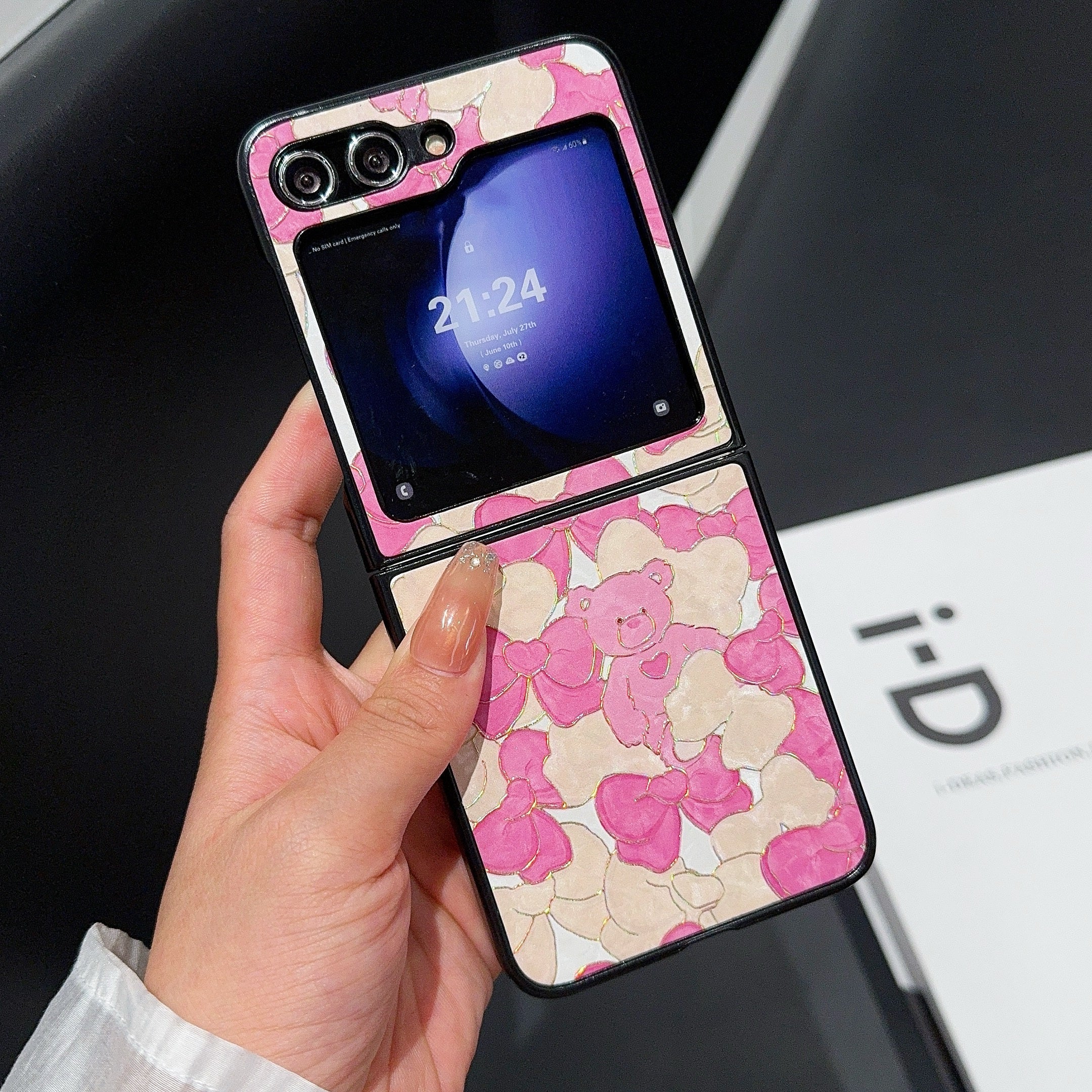 For Samsung Galaxy Z Flip6 5G Case Leather + PC Protective Phone Cover Lacquered Pattern - Bowknots