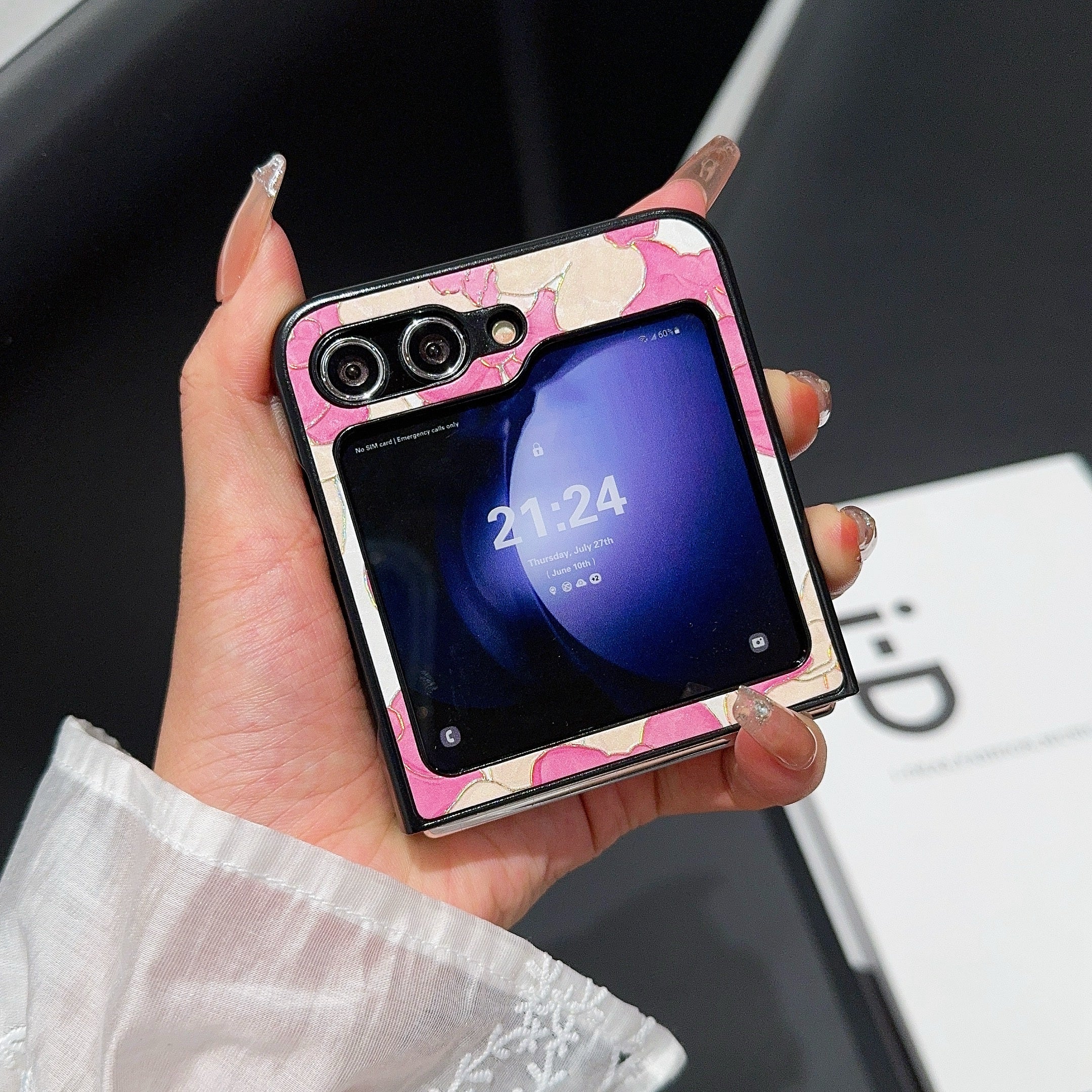 For Samsung Galaxy Z Flip6 5G Case Leather + PC Protective Phone Cover Lacquered Pattern - Bowknots