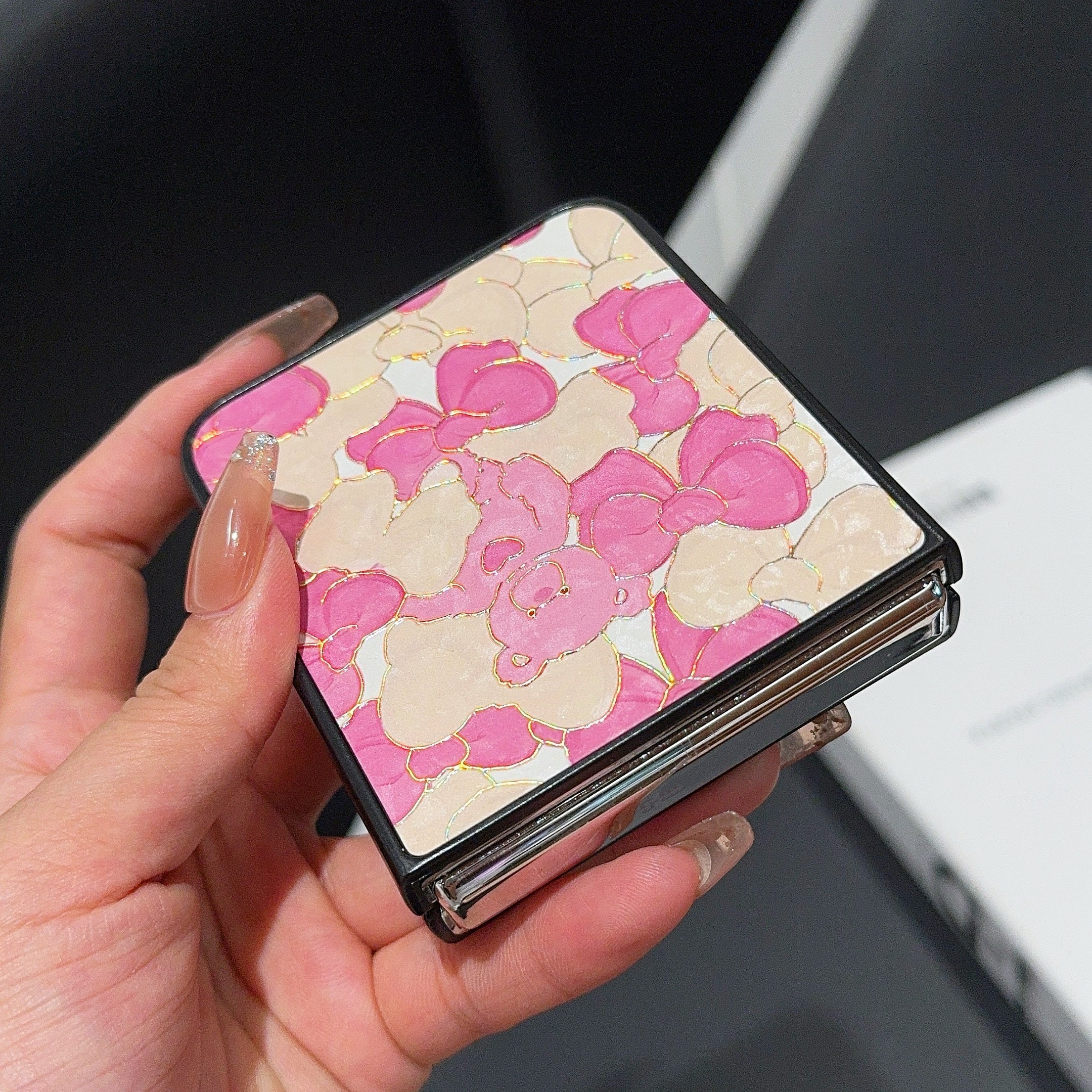 For Samsung Galaxy Z Flip6 5G Case Leather + PC Protective Phone Cover Lacquered Pattern - Bowknots